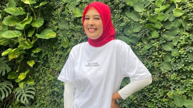 Najeela Shihab, kakak Najwa Shihab (Instagram/@najeelaashihab)