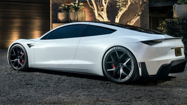 Hypercar Listrik Anyar, Tesla Roadster 2 Diprediksi Tawarkan 'Sensasi Terbang'