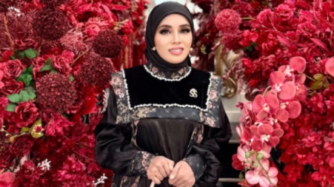 Diceraikan Suami yang Lolos PPPK, Simak Latar Belakang Pendidikan Melda Safitri