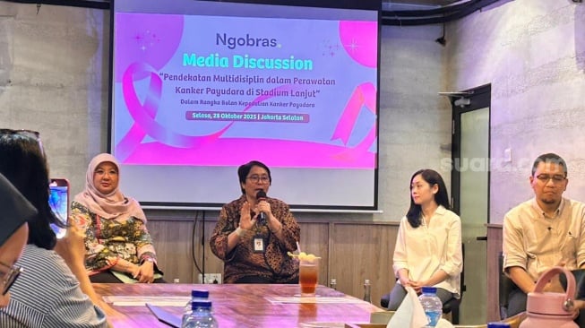 Kepala Departemen Radiologi MRCCC Siloam Hospitals Semanggi, dr. Nina I.S.H. Supit, Sp.Rad PRP (K) (Suara.com/Dini Afrianti)