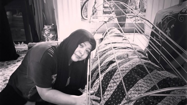 Innalilahi, Audy Item Bawa Kabar Duka Cita