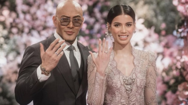 Pernikahan 3 Tahun Kandas, Sabrina Chairunnisa Gugat Cerai Deddy Corbuzier
