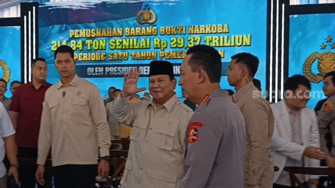 Prabowo: Saya Nonton Podcast Tiap Malam, Masa Saya Dibilang Otoriter?