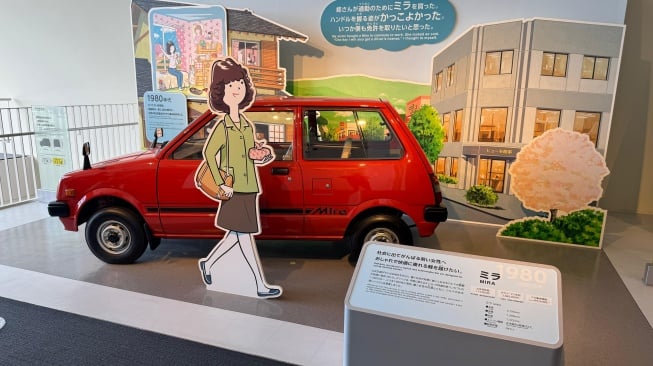 Jajaran Mobil Jadul Daihatsu yang Berada di Museum Daihatsu, Humobility World, di Ikeda, Osaka, Jepang. (Foto: SUARA.COM/Manuel Jeghesta)