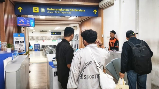 Antisipasi Delay Pesawat, KAI Bandara Tambah Jadwal Kereta Malam Nataru 2025/2026 ke YIA