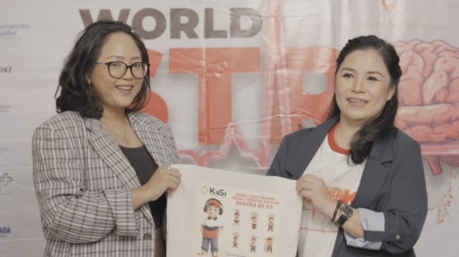 Enervon Gold perkenalkan program Say it With Careoke.