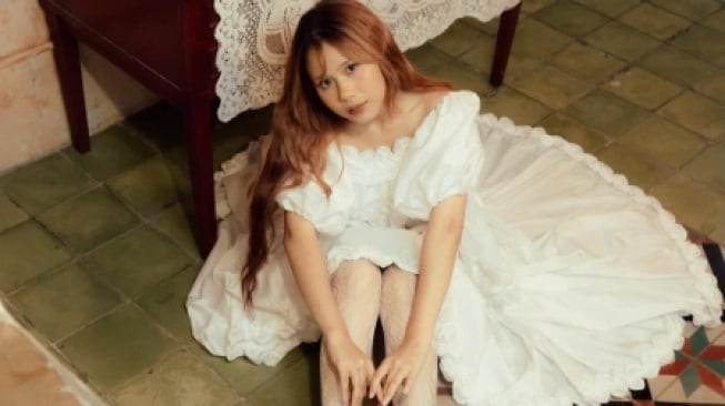 Lagu Bertemu Layar: 'Rayuan Perempuan Gila' Temukan Rumah di Film 'Pangku'