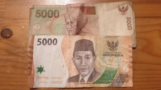 Konten 10 Ribu Di Tangan Istri yang Tepat: Financial Abuse yang Diromantisasi