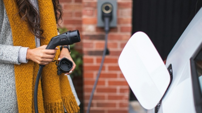 5 Rekomendasi Mobil Listrik 5-seater, Hemat Biaya dan Baterai Tahan Lama