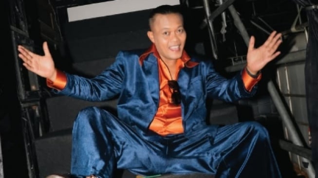 Blak-blakan, Sule Ungkap Pendapatan Fantastis dari Dunia Digital