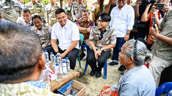 Bobby Nasution Temui Guru Honorer Saling Lapor Polisi dengan Ortu Siswa, Dorong Penyelesaian Damai