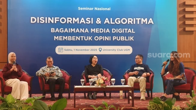 Demokrasi di Ujung Tanduk? Disinformasi dan Algoritma Gerogoti Kepercayaan Publik