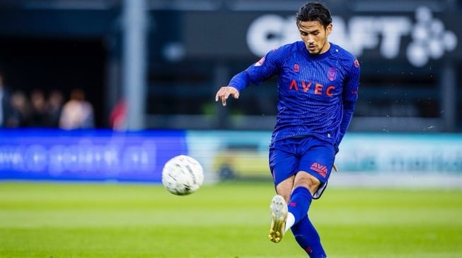 Nathan Tjoe-A-On Cetak Gol Perdana, Legenda Liverpool Sampai Buka Suara