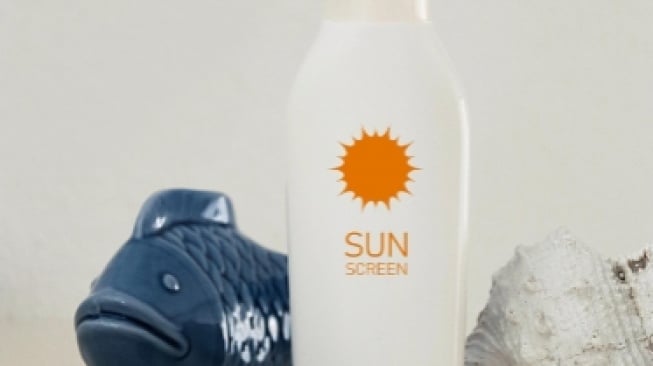 5 Sunscreen yang Mengandung Niacinamide dan Ceramide untuk Mencerahkan Wajah