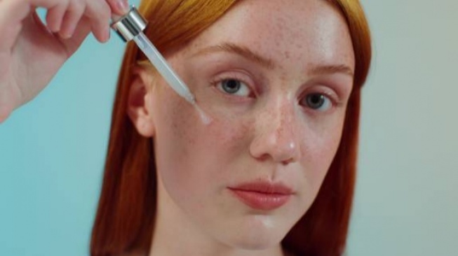 5 Rekomendasi Produk Wardah untuk Hilangkan Flek Hitam Membandel, Harga Mulai Rp18 Ribuan!