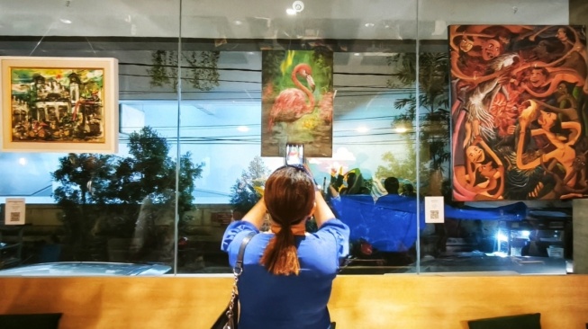 Melawan Keterbatasan, Seniman Disabilitas Jogja Pamerkan Karya Memukau di Tengah Mahalnya Bahan Baku