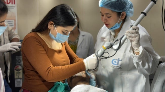 Ilustrasi Perawatan Facelift. [pexels.com]