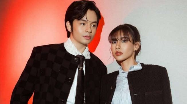 Perut Buncit Shenina Cinnamon di Acara Film Dopamin Jadi Sorotan, Istri Angga Yunanda Hamil?