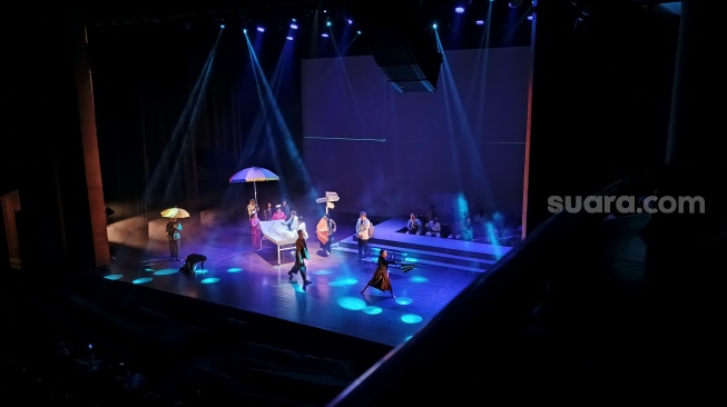 Pementasan Teater Indonesia Kita ke-44 Hadirkan Sindir Keras Si Punya Kuasa Lewat 'Pasien No.1'