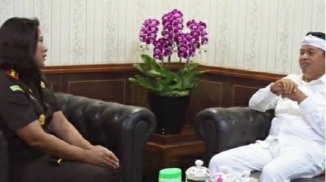 Ada Apa? Dedi Mulyadi ke Ruang Kerja Kepala Kejari Purwakarta