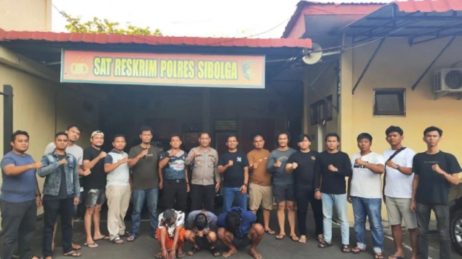 Tragis! Niat Numpang Tidur di Masjid, Mahasiswa Tewas Dihajar, Kepala Dilempar Kelapa