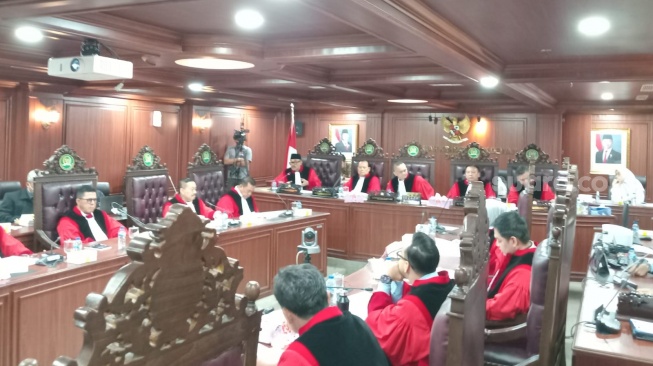 Sidang MKD: Ahli Hukum Warning Pelaku Hoaks, Video Uya Kuya Jadi Bukti