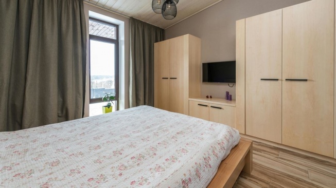 6 Warna Lemari Pakaian yang Timeless, Gak Bakal Ketinggalan Zaman!