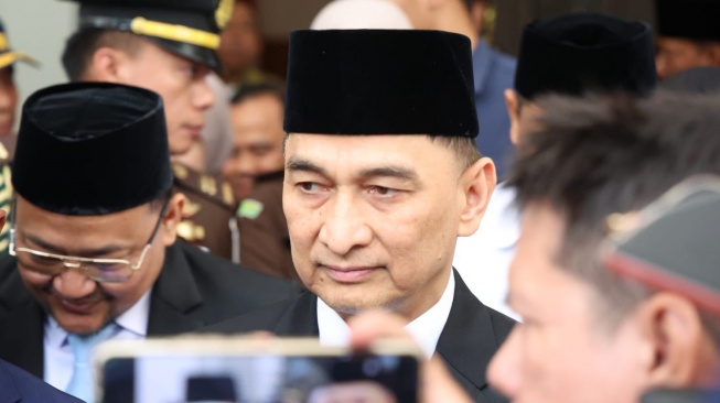 Dimyati Bantah Keras Nepotisme di Balik Promosi Adiknya sebagai Kepala Bapenda Banten