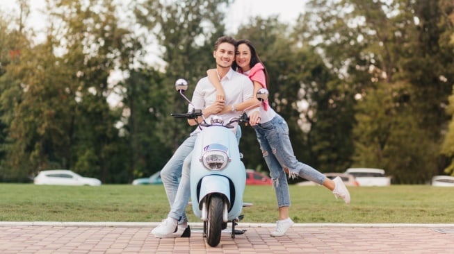 5 Motor Matic Terbaik untuk Keluarga Kecil: Suspensi Empuk dan Jok Besar