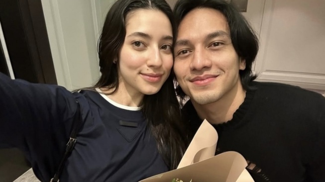 Deretan Aksi Bucin Jefri Nichol ke Ameera Khan, Kini Diduga Putus