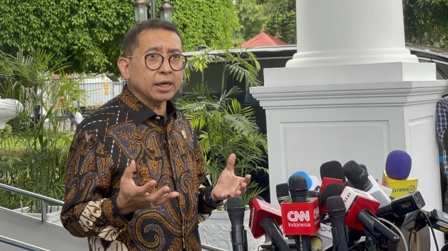 Bela Soeharto dari Tuduhan Genosida, Fadli Zon: Nggak Pernah Ada Buktinya