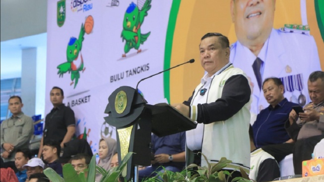 Viral! Gubernur Riau Kena OTT KPK, Wagub SF Hariyanto Banjir Ucapan Selamat