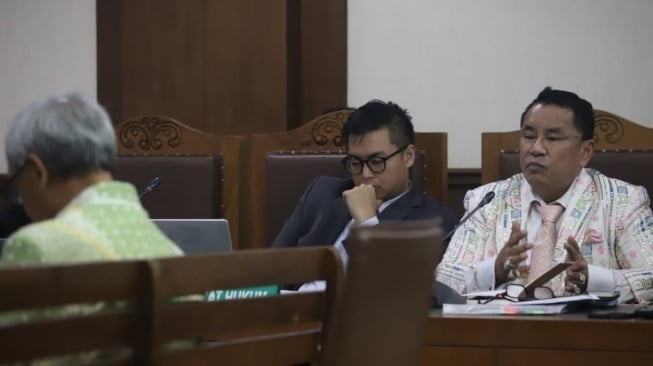 Hotman Paris Sebut Saksi Ahli CMNP Jadi 'Senjata Makan Tuan' dalam Sidang Sengketa NCD