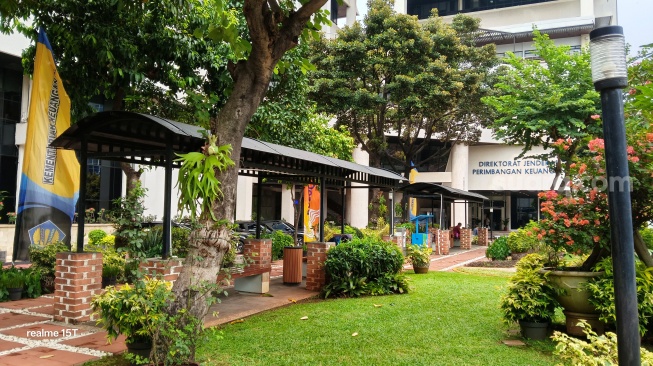 Review hasil kamera Realme 15T 5G. [Suara.com/Dicky Prastya]