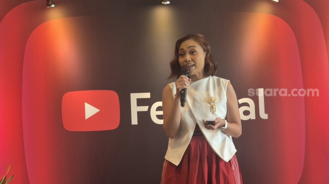 Veronica Utami, Country Director Google Indonesia, dalam jumpa pers YouTube Festival di Jakarta, Rabu (5/11/2025). [Suara.com/Dythia]