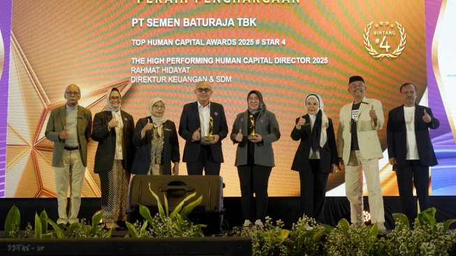 Semen Baturaja Panen Penghargaan Berkat Strategi Transformasi SDM yang Visioner