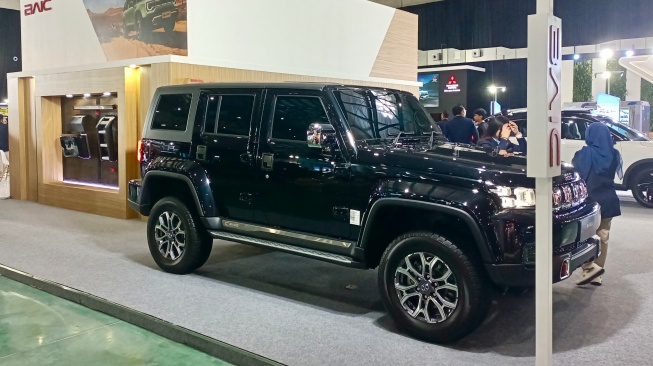 BAIC BJ30 Hybrid AWD Dapat Potongan Rp 30 Juta di GIIAS Makassar