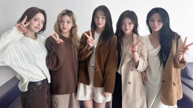 Eeny Meeny Miny Moe oleh Fifty Fifty: Kegembiraan Cinta Pertama yang Meluap