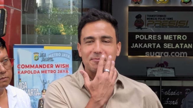 Hamish Daud Jawab Isu Selingkuh dengan Sabrina Alatas, Sudah Saling Kenal 10 Tahun Lalu