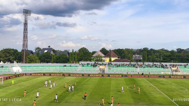 Drama Menit Akhir! Bhayangkara FC Tundukkan Bali United 2-1 di Lampung