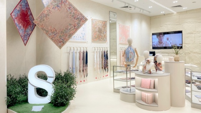 Modest Fashion Go International! Buttonscarves Buka Gerai Eksklusif di Jewel Changi