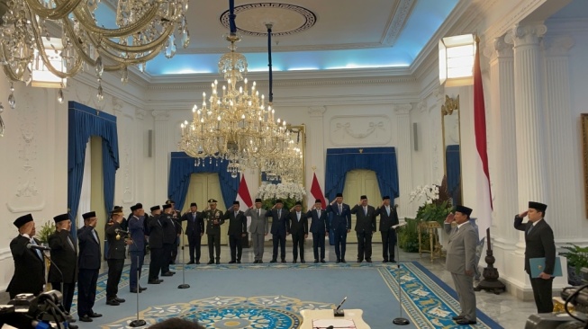 Presiden Lantik Komite Percepatan Reformasi Polri, Jimly Asshiddiqie Ditunjuk sebagai Ketua