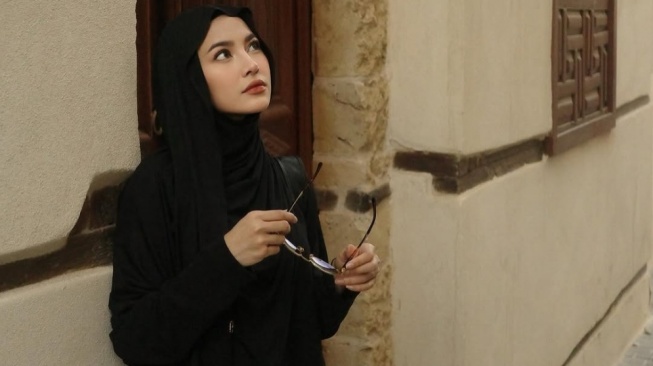 Mahalini Cerita Keajaiban Umrah Pertama Sebagai Mualaf, Doanya Dikabulkan dalam Sekejap