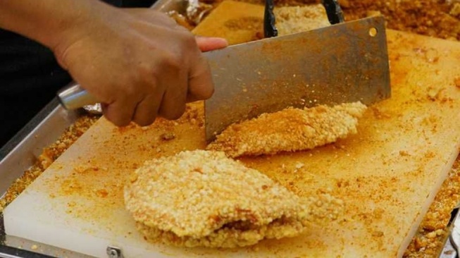 Ayam Krispi Selalu Jadi Juara: Makanan Andalan yang Buka Banyak Peluang Bisnis