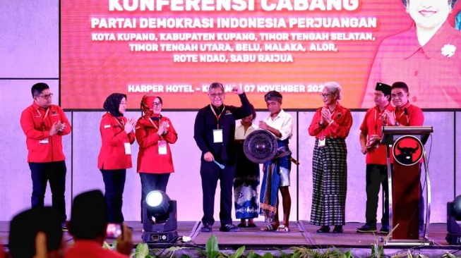 PDIP Kupang Kokohkan Akar Budaya, Hasto Kristiyanto: Berpondasi Pemikiran Bung Karno