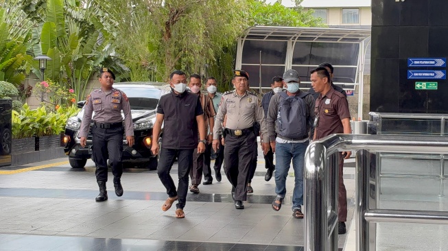 OTT Bupati Ponorogo: Segini Total Kekayaan Sugiri Sancoko yang Terungkap!