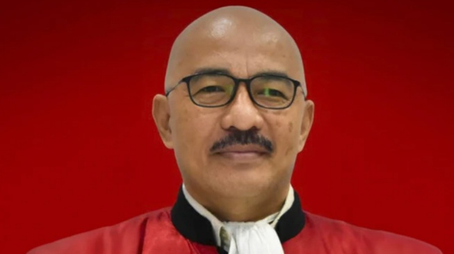 Siapa Khamozaro Waruwu? Hakim Tipikor Medan yang Diteror dan Rumah Terbakar Saat Tangani Kasus Besar
