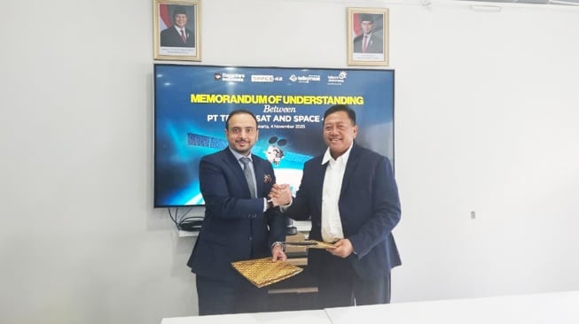 Kerja sama Telkomsat dan Space42. [Telkomsat]