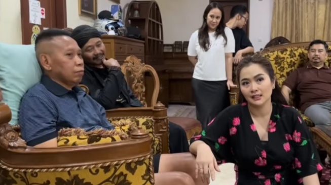 Vega Darwanti Ungkap Kondisi Terkini Tukul Arwana