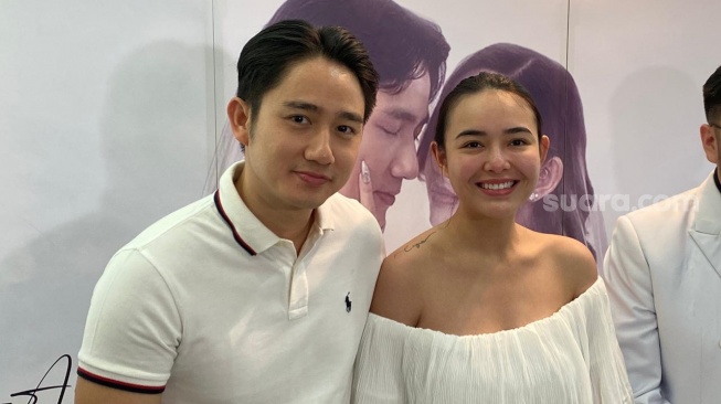 Amanda Manopo Antusias Ajak Suami Perawatan Bareng, Kenny Austin Cuma Bisa Pasrah dan Nurut Istri